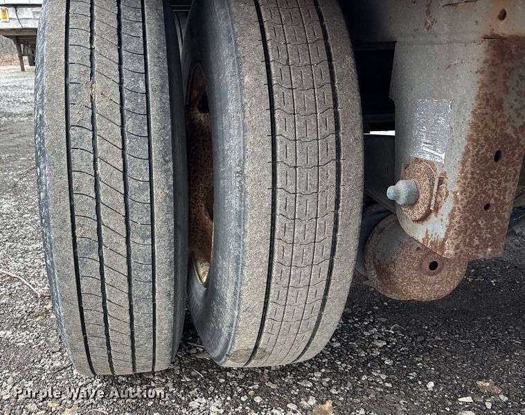 image for item FO3519 2009 Utility VS2DX dry van trailer