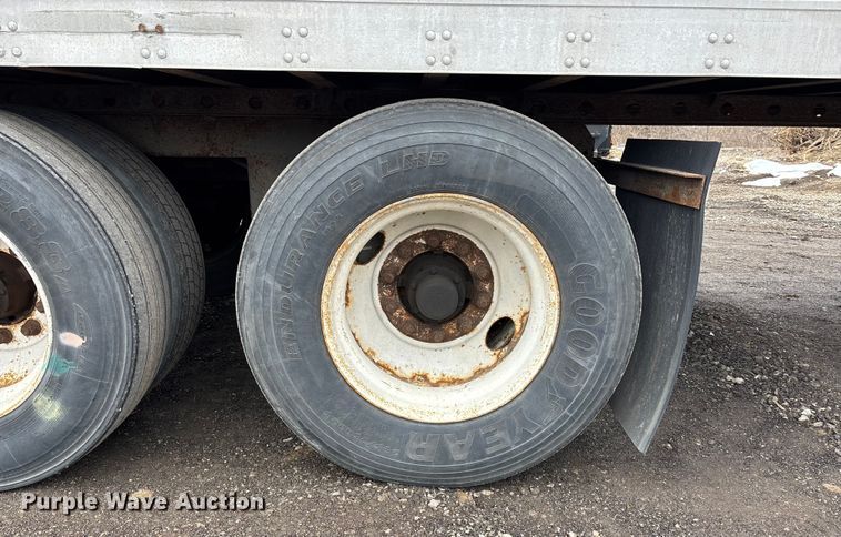 image for item FO3519 2009 Utility VS2DX dry van trailer