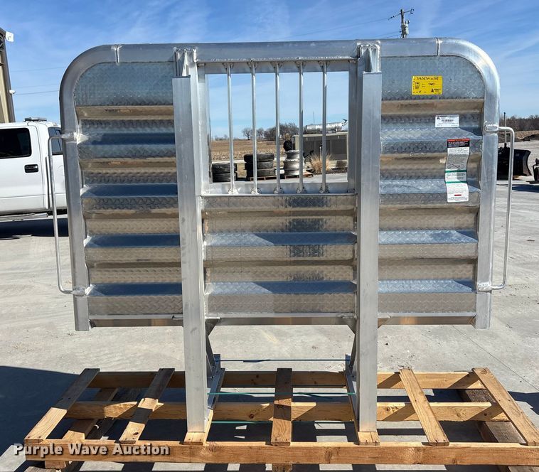 image for item FO3533 Merritt Aluminum headache rack