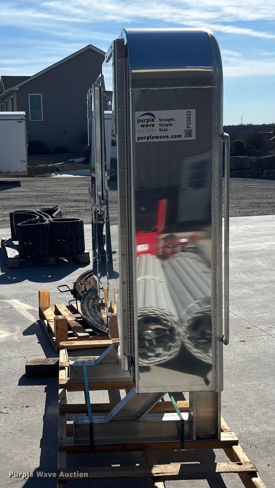 image for item FO3533 Merritt Aluminum headache rack