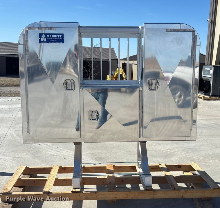 image for item FO3533 Merritt Aluminum headache rack