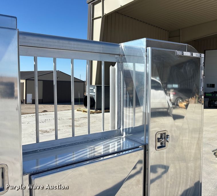 image for item FO3533 Merritt Aluminum headache rack