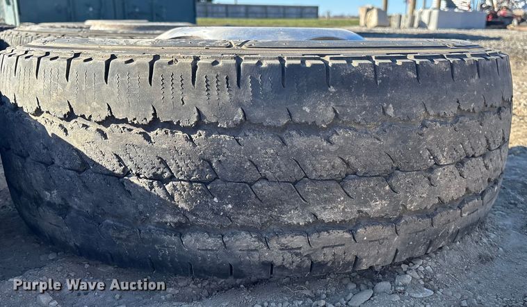 image for item FO3540 (6) tires