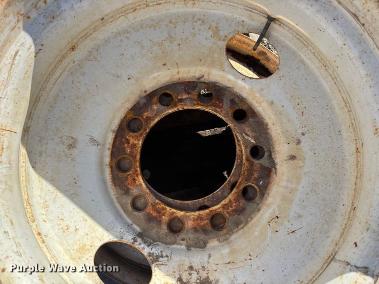 image for item FO3541 Tires and wheels