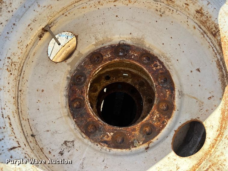 image for item FO3541 Tires and wheels