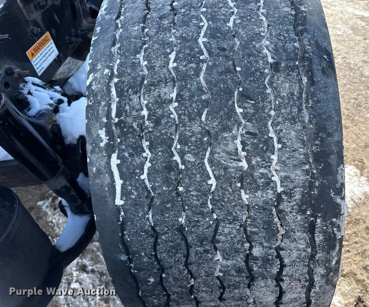 image for item LH9434 2015 Freightliner Cascadia 125 semi truck