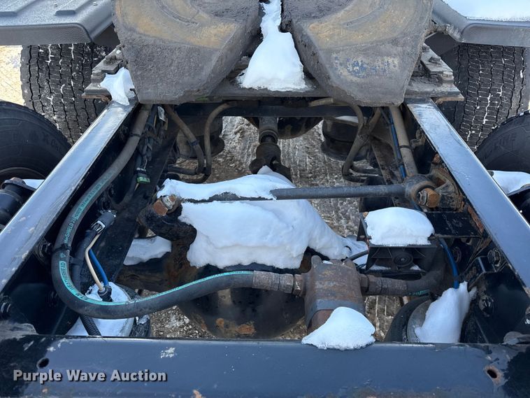 image for item LH9437 2015 Freightliner Cascadia 125 semi truck