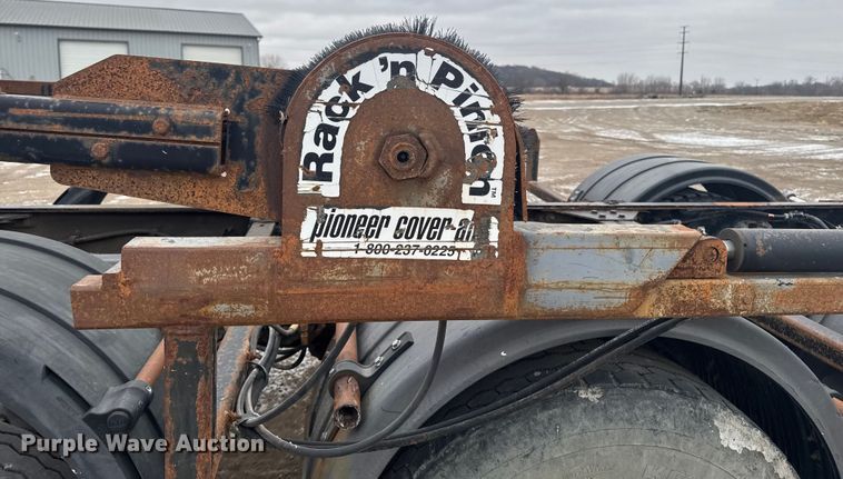 image for item OE9503 1982 Kenworth W900 truck cab and chassis