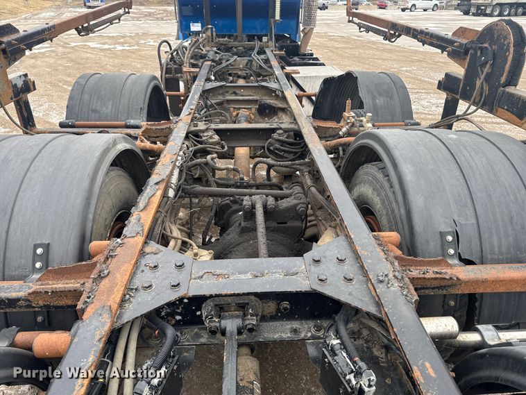 image for item OE9503 1982 Kenworth W900 truck cab and chassis