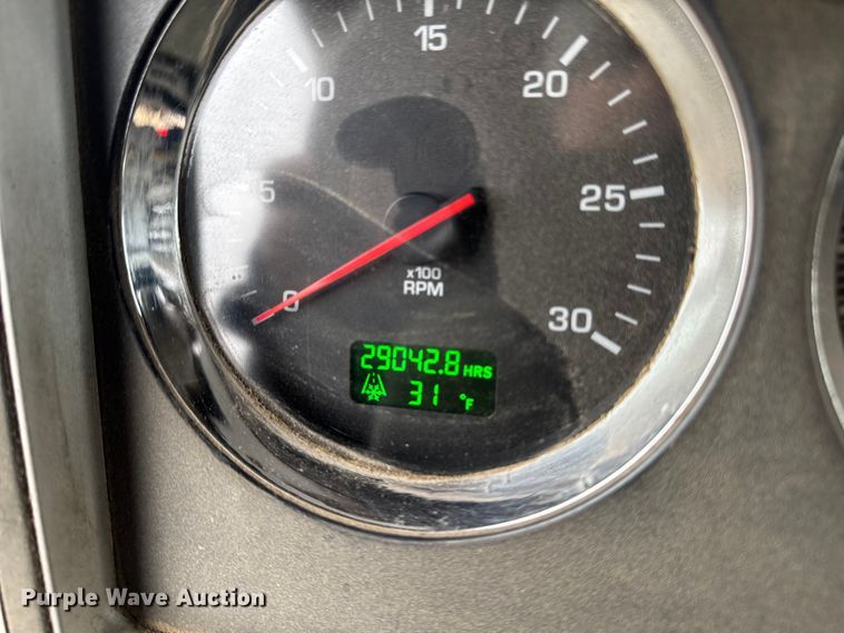 image for item OE9503 1982 Kenworth W900 truck cab and chassis