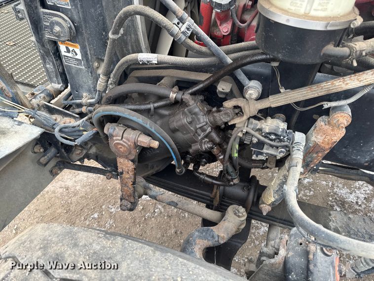 image for item OE9503 1982 Kenworth W900 truck cab and chassis