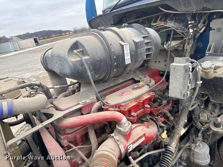 image for item OE9503 1982 Kenworth W900 truck cab and chassis