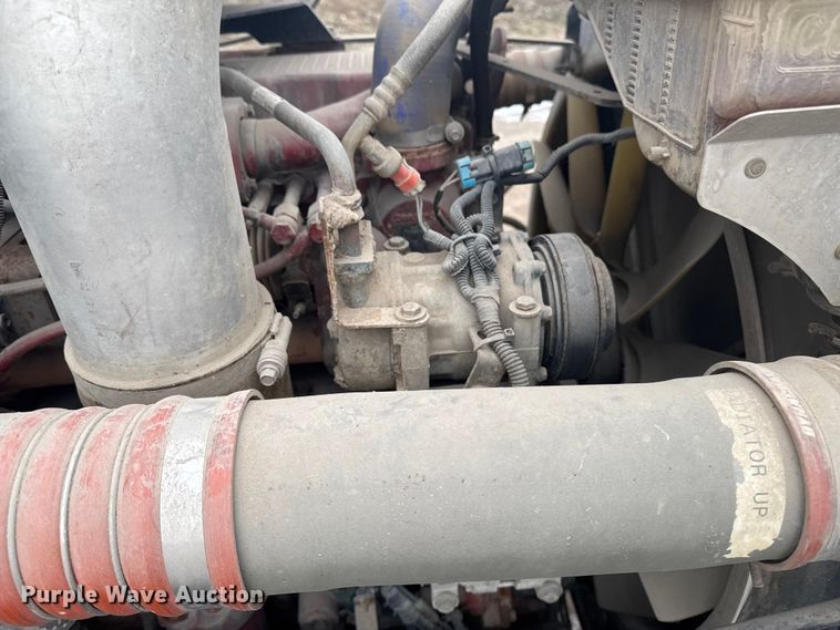 image for item OE9503 1982 Kenworth W900 truck cab and chassis