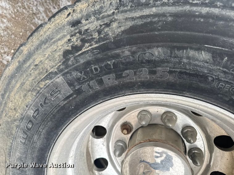 image for item OE9503 1982 Kenworth W900 truck cab and chassis