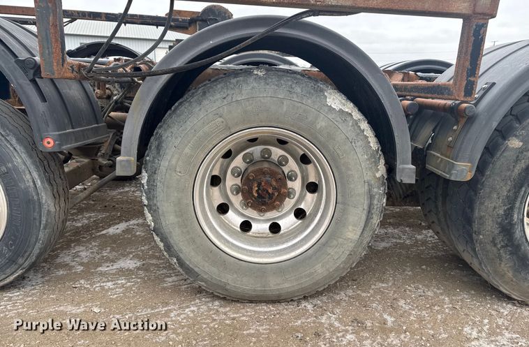 image for item OE9503 1982 Kenworth W900 truck cab and chassis