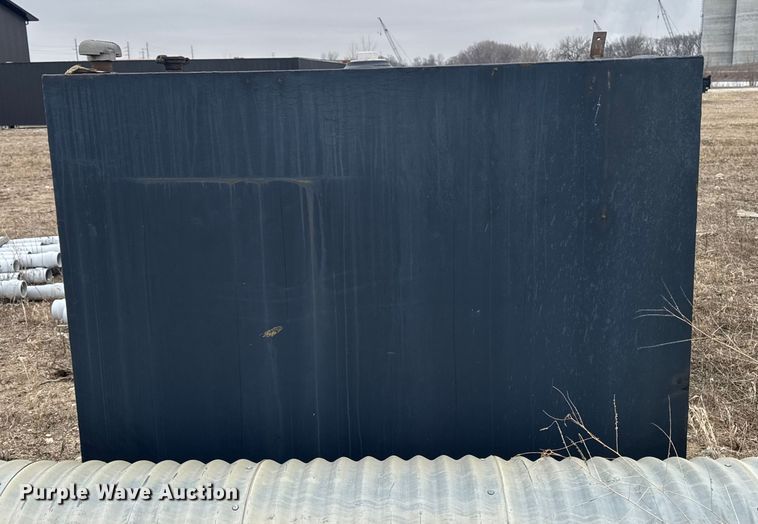 image for item OE9503 1982 Kenworth W900 truck cab and chassis