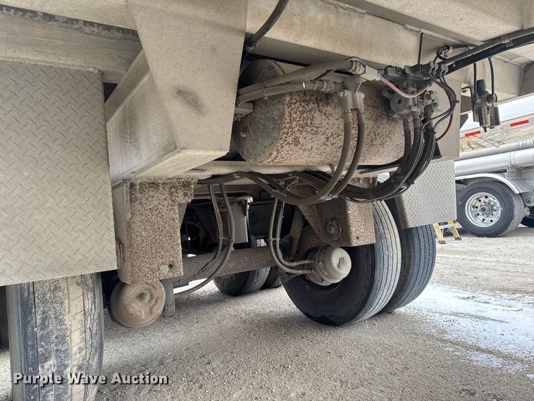 image for item OE9506 2010 Travis body & trailer end dump trailer