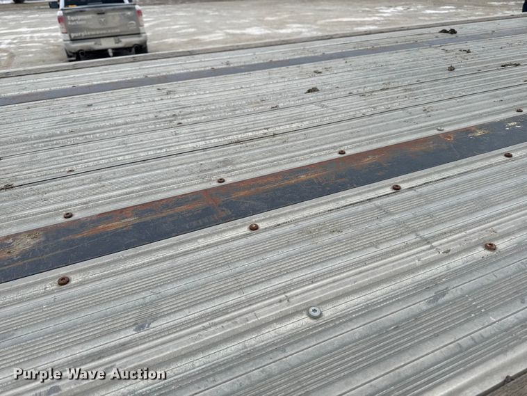 image for item OE9507 2015 Great Dane flatbed trailer