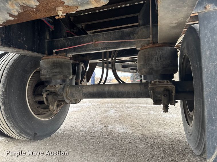 image for item OE9507 2015 Great Dane flatbed trailer