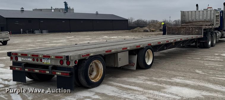 image for item OE9508 2013 Utility Trailer drop deck trailer