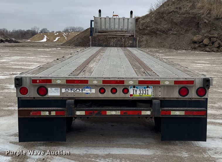 image for item OE9508 2013 Utility Trailer drop deck trailer