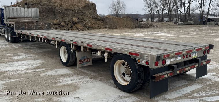 image for item OE9508 2013 Utility Trailer drop deck trailer