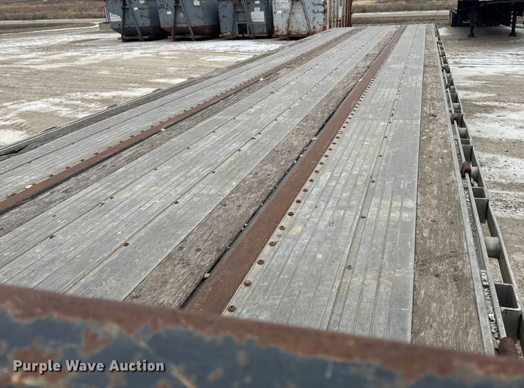 image for item OE9508 2013 Utility Trailer drop deck trailer