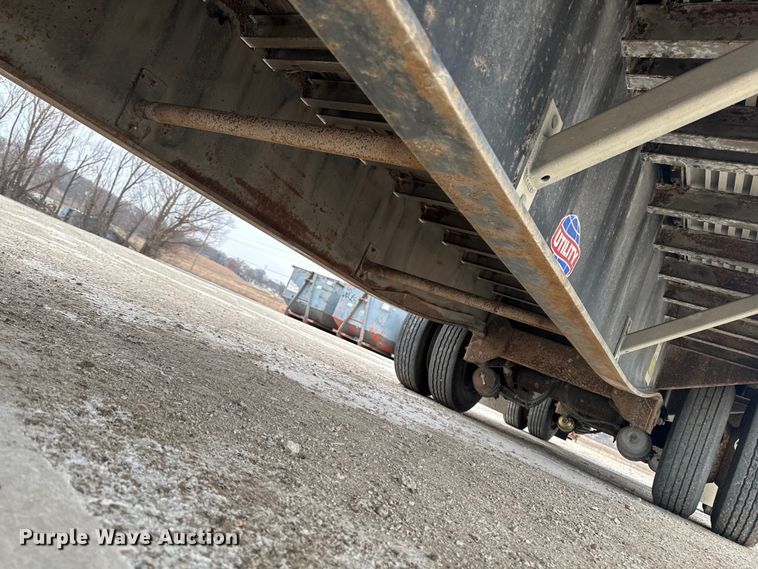 image for item OE9508 2013 Utility Trailer drop deck trailer