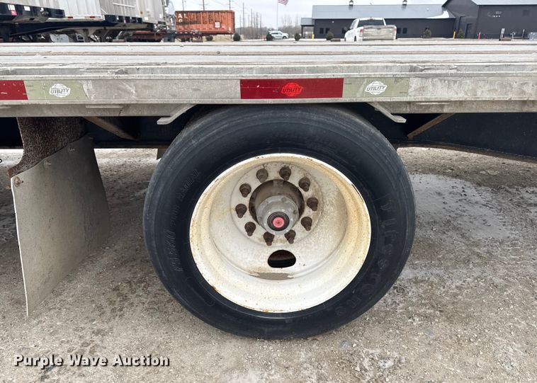 image for item OE9508 2013 Utility Trailer drop deck trailer