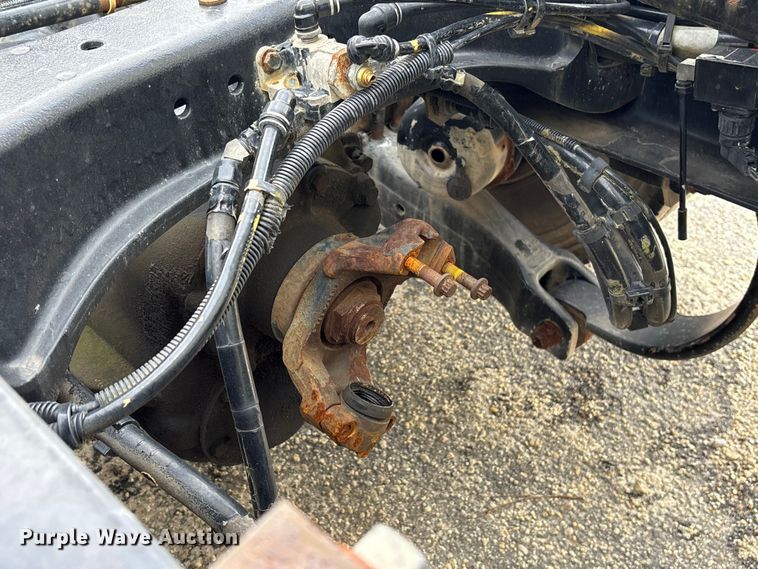 image for item YA1172 2018 Kenworth T680 semi truck