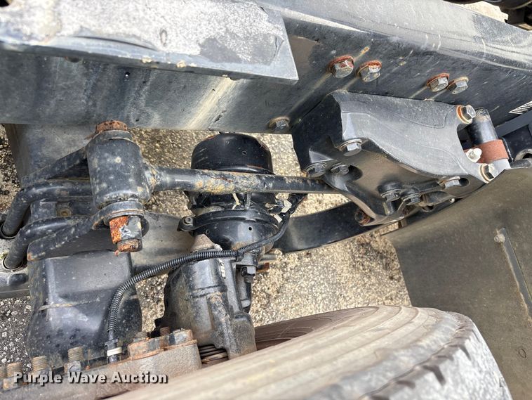 image for item YA1172 2018 Kenworth T680 semi truck