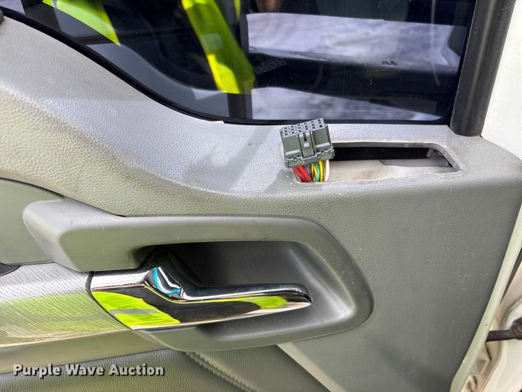 image for item YA1172 2018 Kenworth T680 semi truck