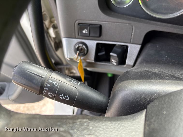 image for item YA1172 2018 Kenworth T680 semi truck