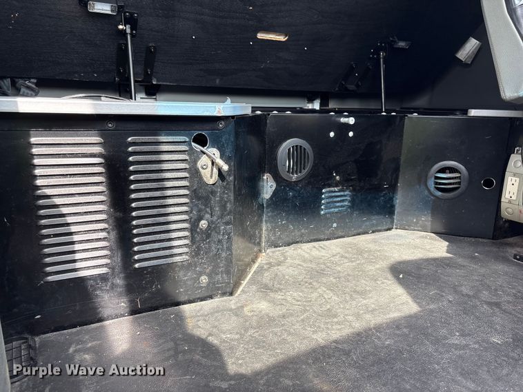 image for item YA1172 2018 Kenworth T680 semi truck