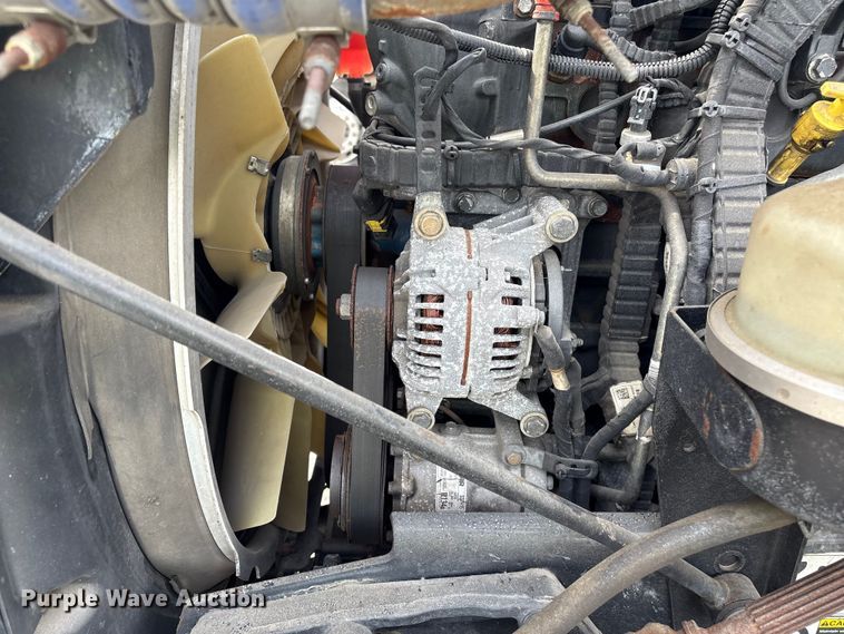 image for item YA1172 2018 Kenworth T680 semi truck