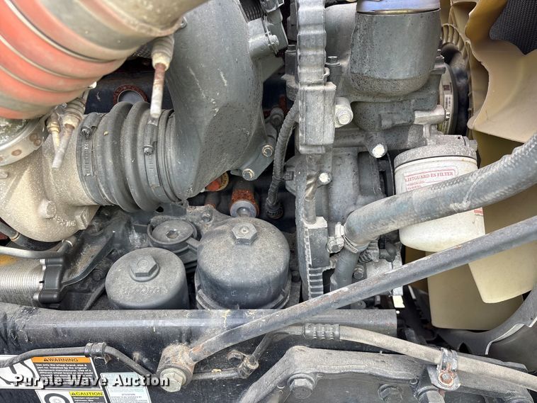 image for item YA1172 2018 Kenworth T680 semi truck