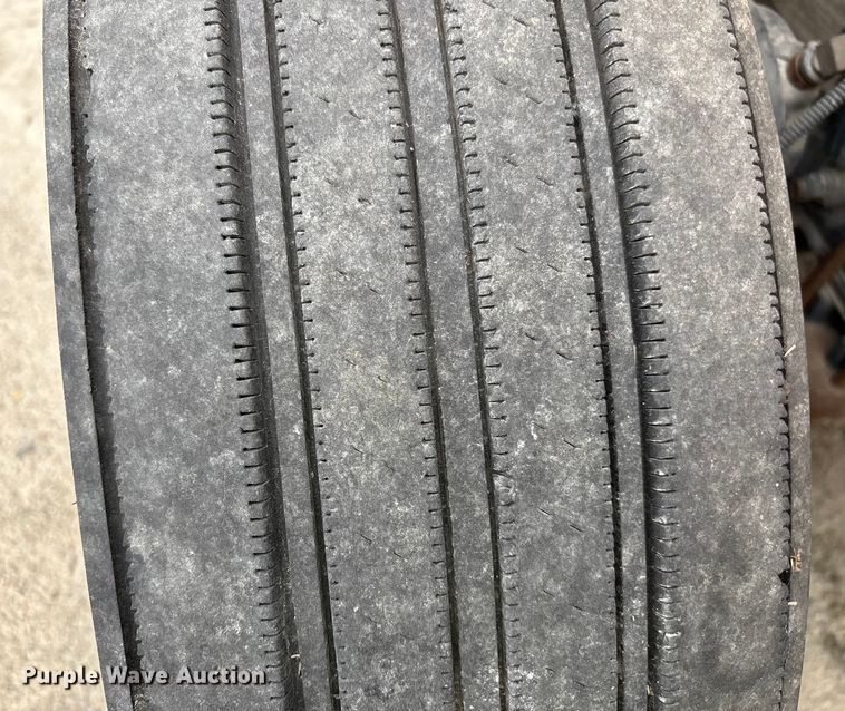 image for item YA1172 2018 Kenworth T680 semi truck