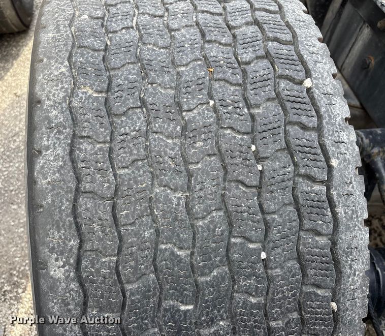 image for item YA1172 2018 Kenworth T680 semi truck