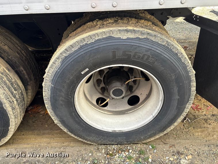 image for item YA1238 2023 Great Dane CCC-3314-21053  dry van trailer