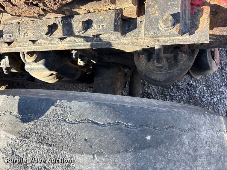 image for item YA1269 2002 Kenworth W900B semi truck