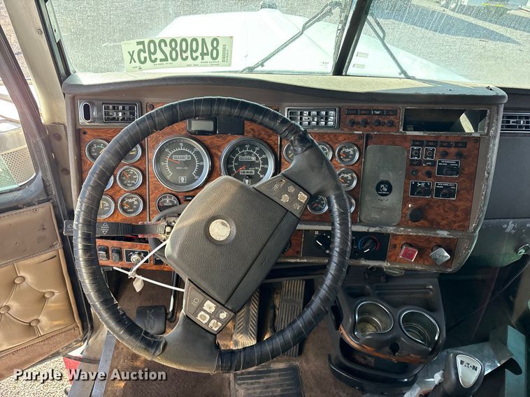 image for item YA1269 2002 Kenworth W900B semi truck