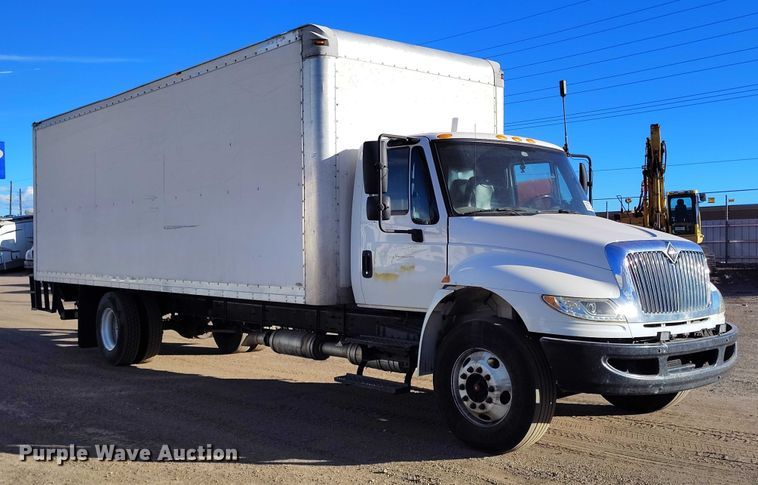 image for item YA1393 2015 International 4300  box truck