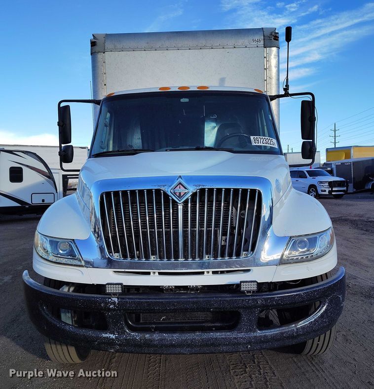 image for item YA1393 2015 International 4300  box truck