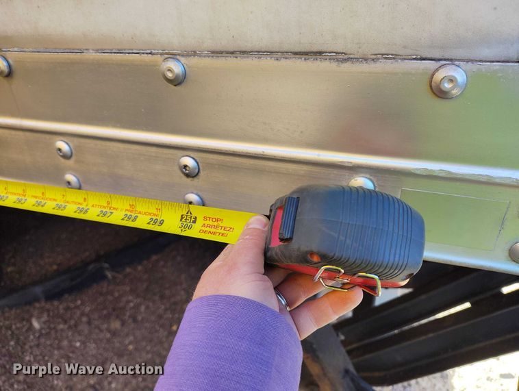 image for item YA1393 2015 International 4300  box truck