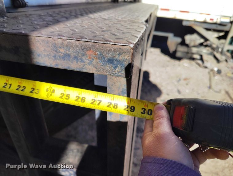 image for item YA1393 2015 International 4300  box truck