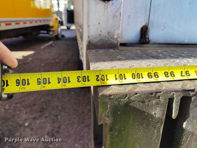 image for item YA1393 2015 International 4300  box truck