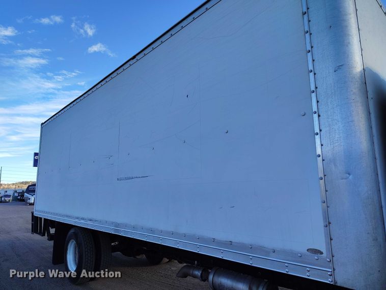 image for item YA1393 2015 International 4300  box truck