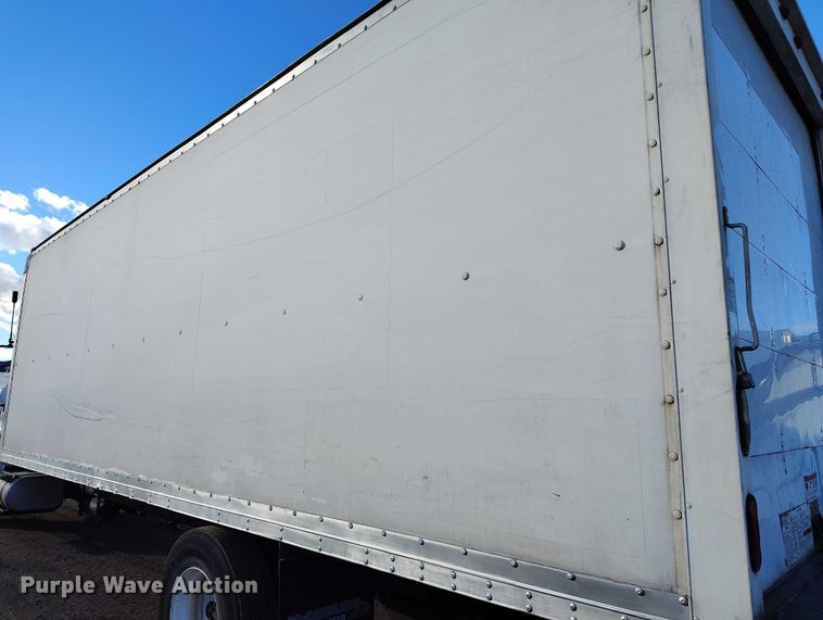 image for item YA1393 2015 International 4300  box truck