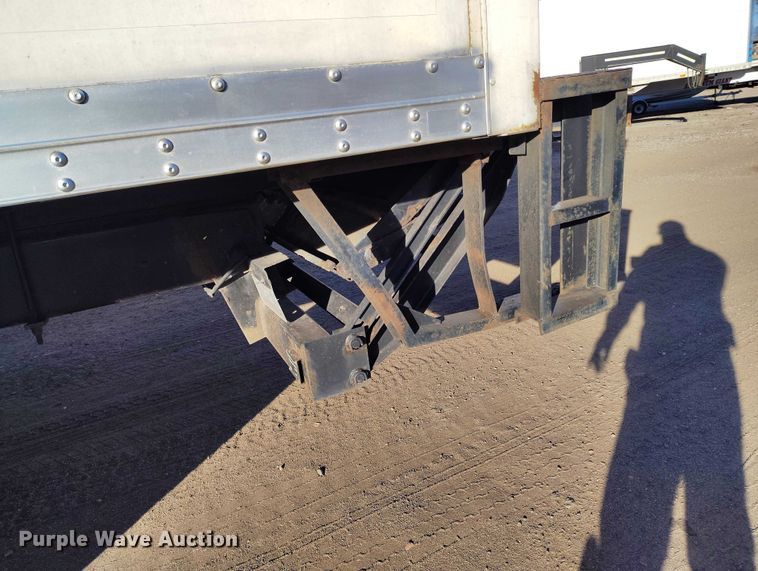 image for item YA1393 2015 International 4300  box truck