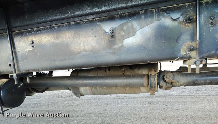 image for item YA1393 2015 International 4300  box truck